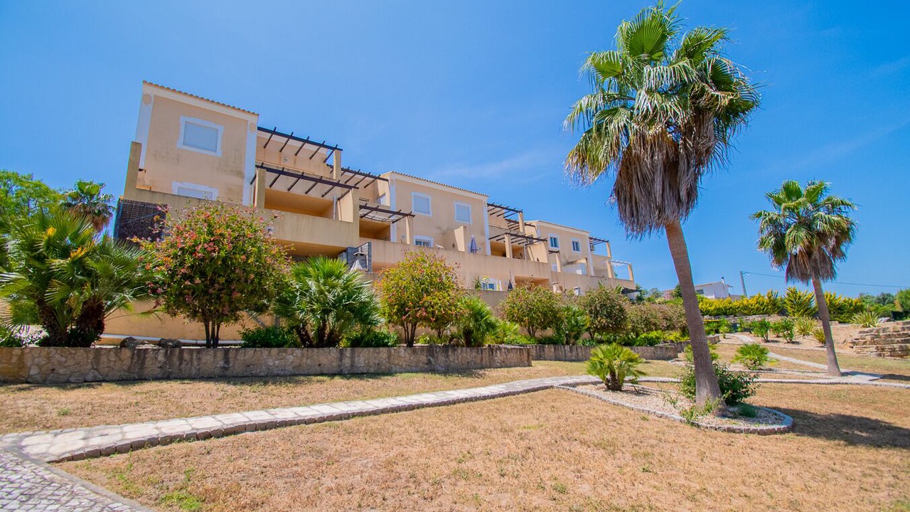 Photo of Outdoor in Estombar