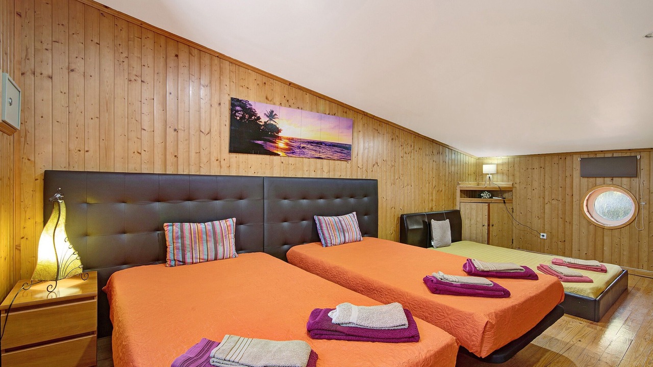 Photo of Bedroom in Monte Raposo