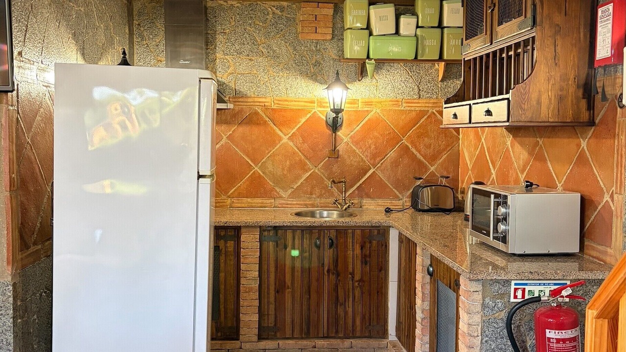 Photo of Kitchen in Monte Raposo