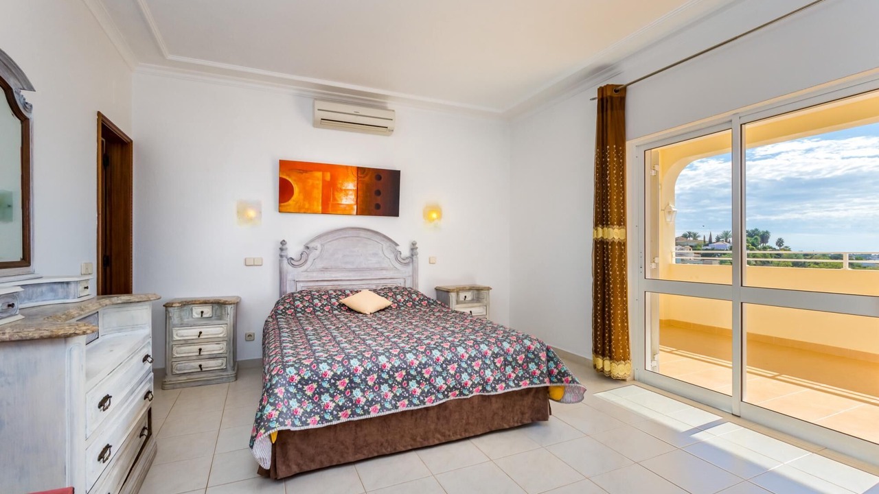 Photo of Bedroom in Vale de Parra