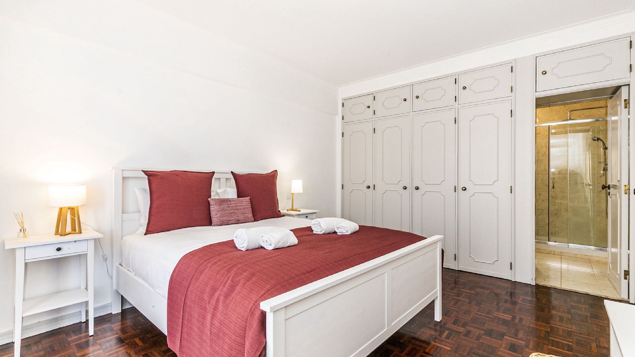 Photo of Bedroom in Cascais