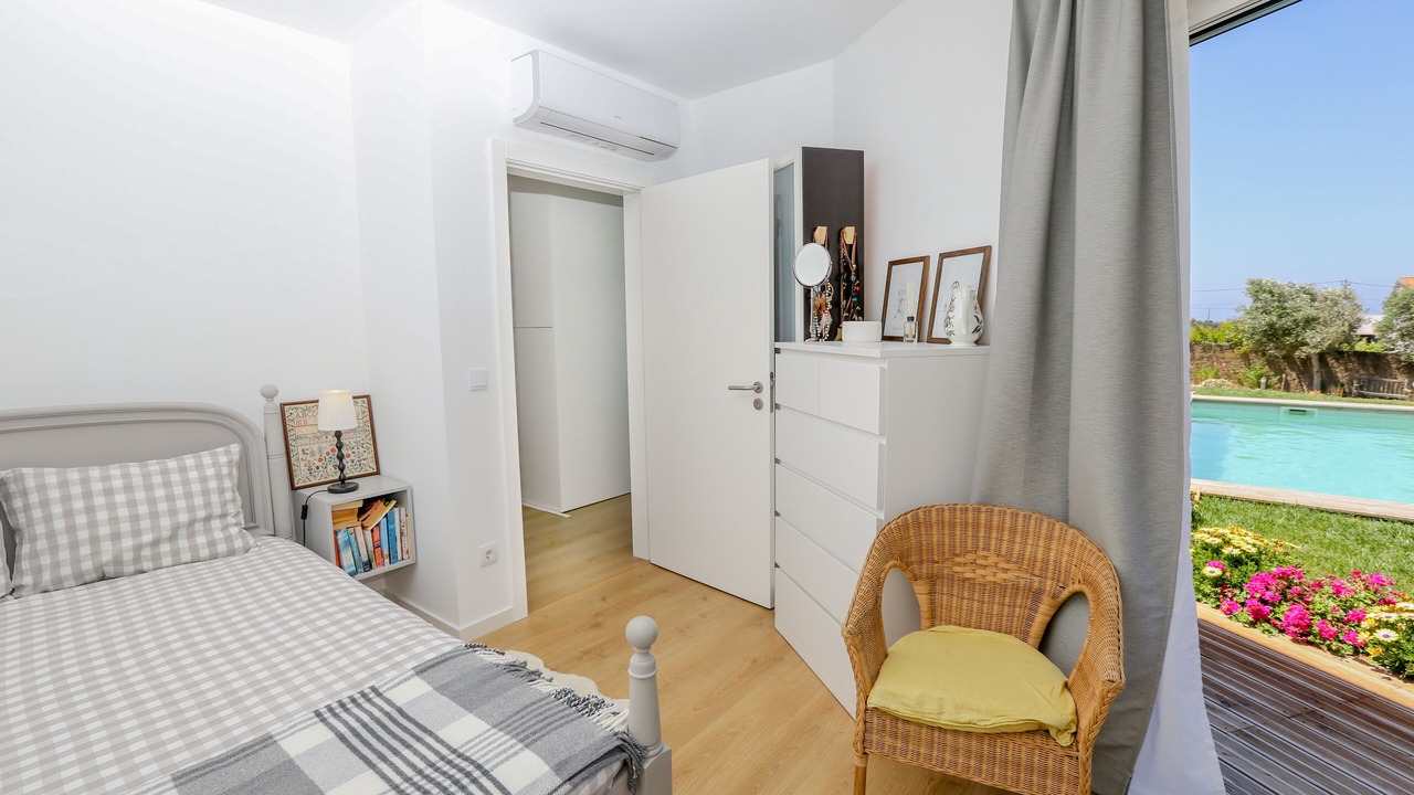 Photo of Bedroom in Ericeira