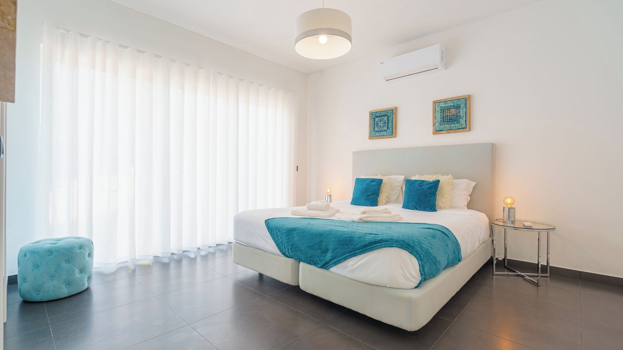 Photo of Bedroom in Atalaia de Cima