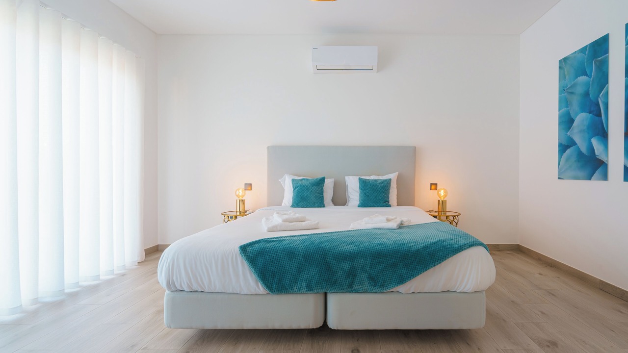 Photo of Bedroom in Atalaia de Cima