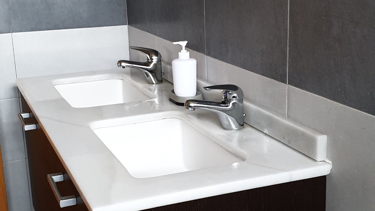 Photo of Bathroom in Mexilhoeira da Carregacao
