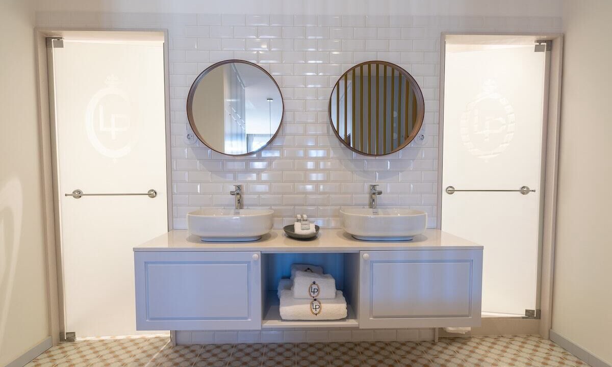 Photo of Bathroom in Sao Joao do Souto