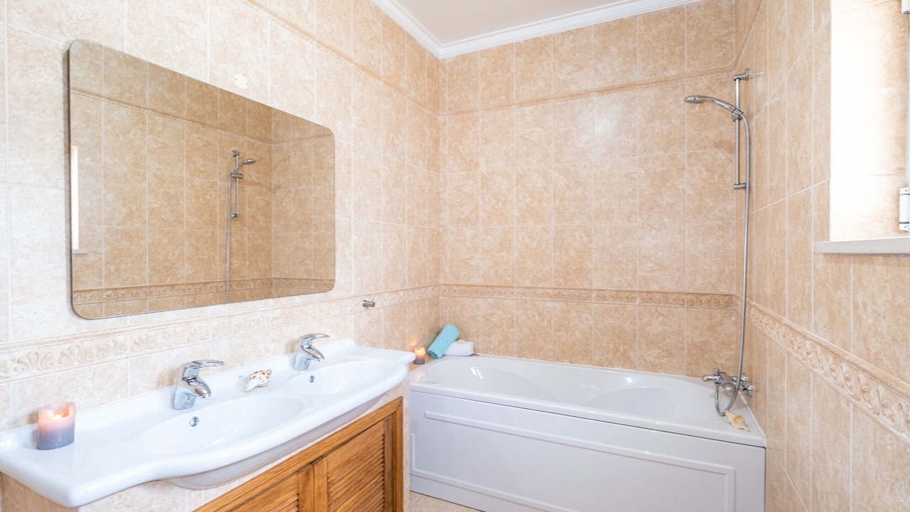 Photo of Bathroom in Albufeira