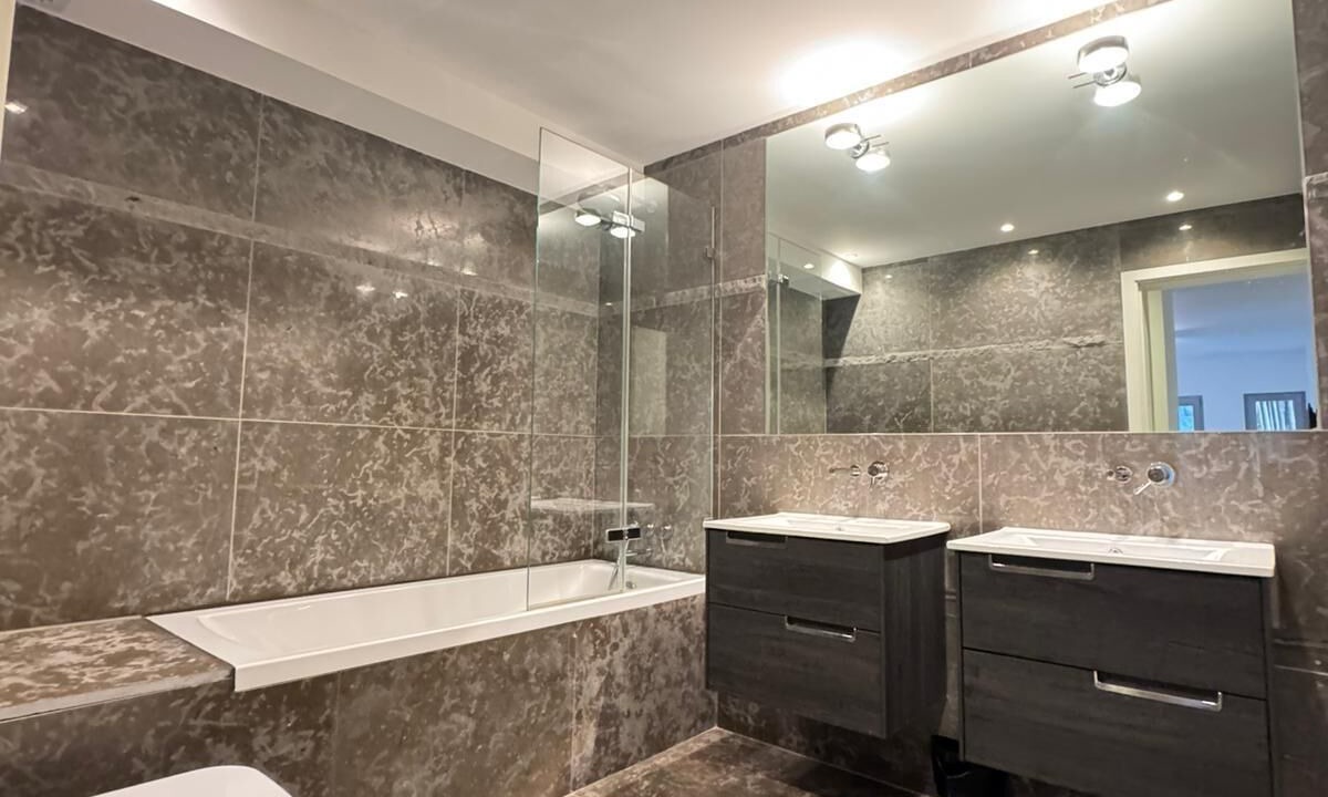 Photo of Bathroom in Estoril
