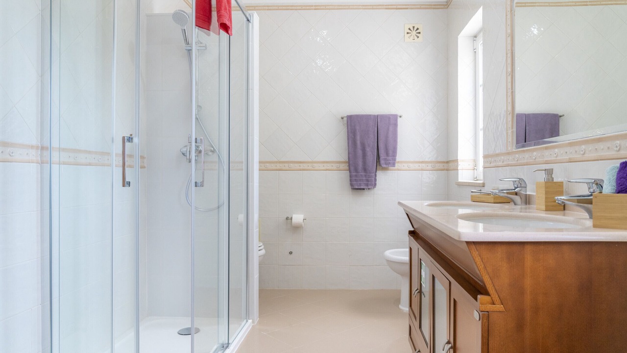 Photo of Bathroom in Olhao