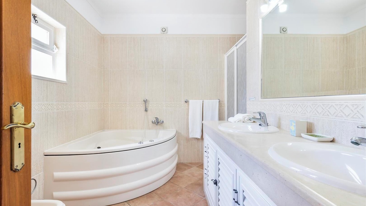 Photo of Bathroom in Vilamoura