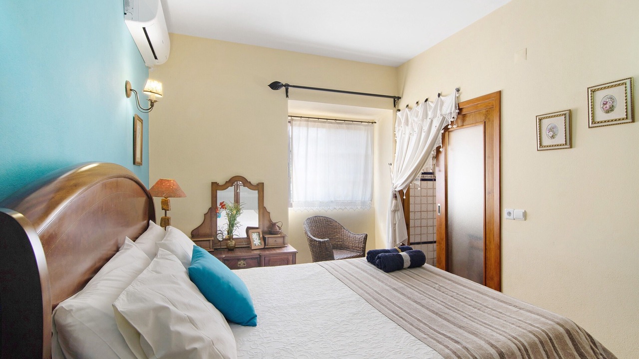 Photo of Bedroom in Silves