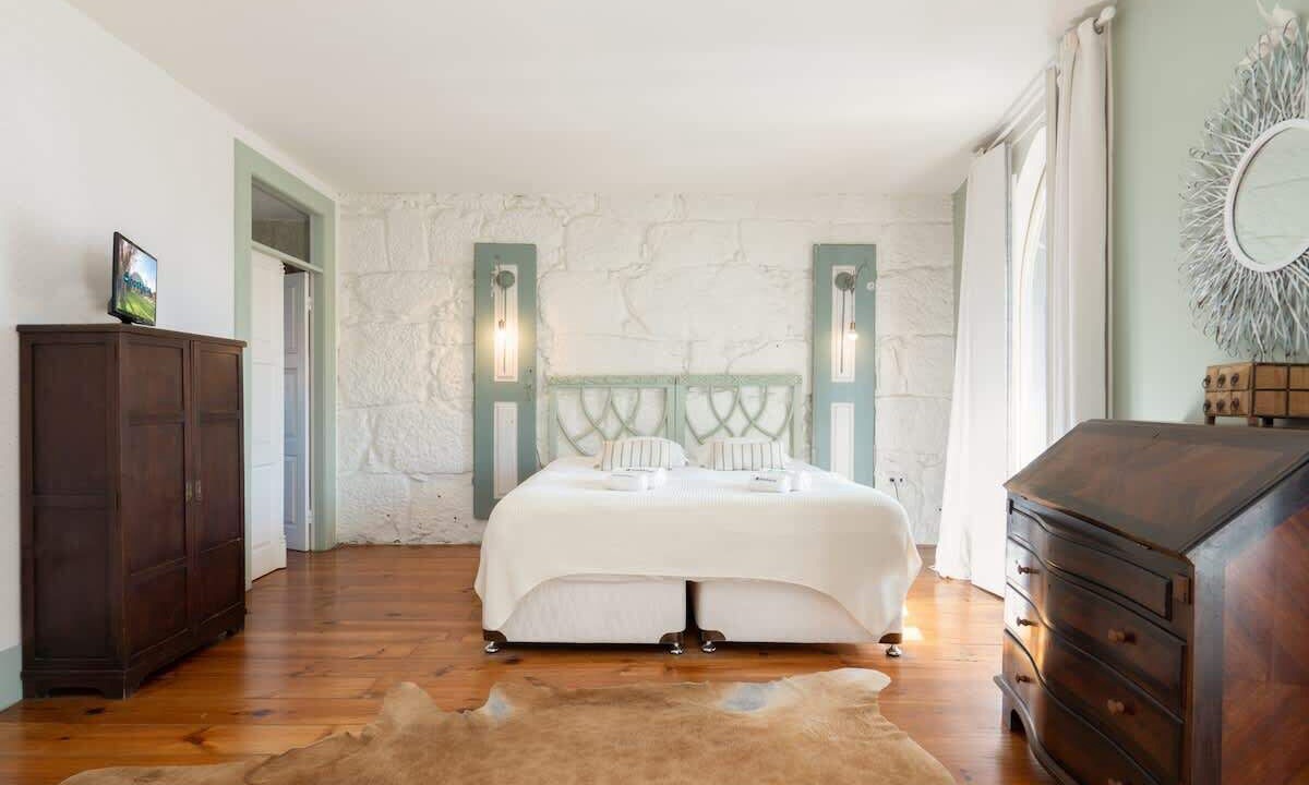 Photo of Bedroom in Lordelo do Ouro e Massarelos