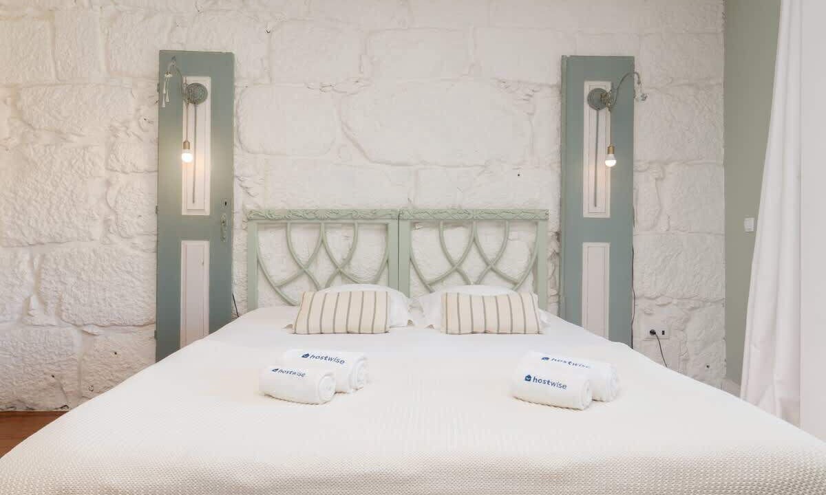 Photo of Bedroom in Lordelo do Ouro e Massarelos