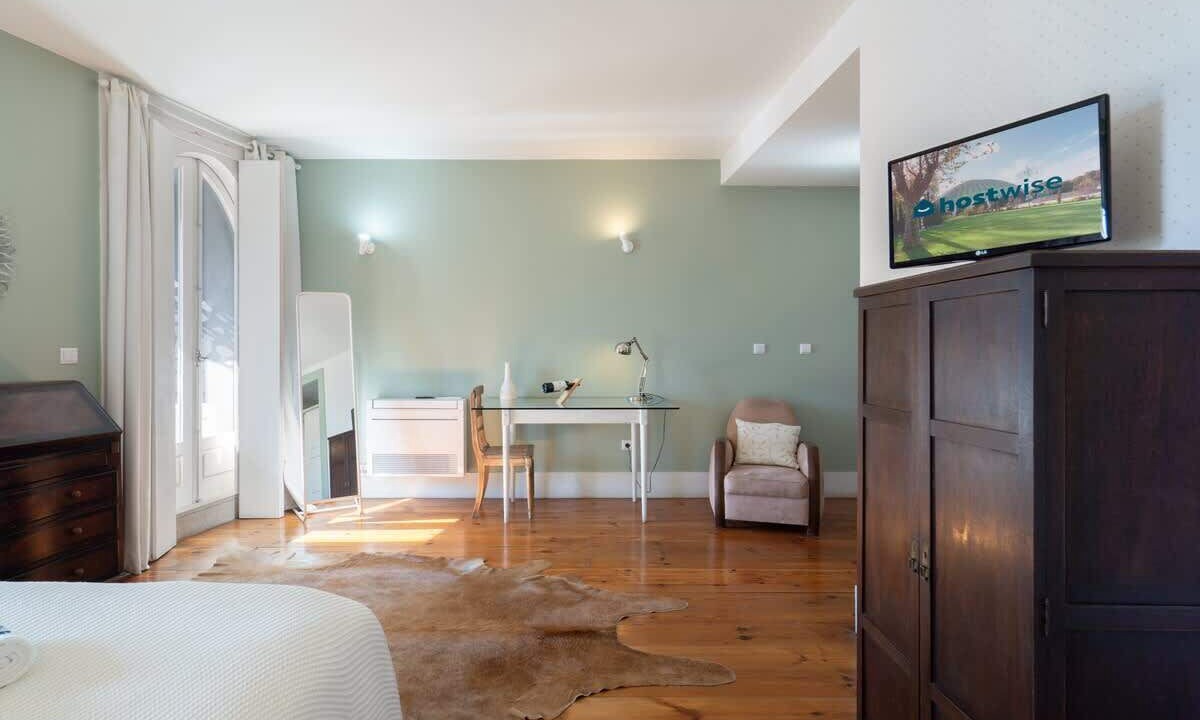 Photo of Bedroom in Lordelo do Ouro e Massarelos