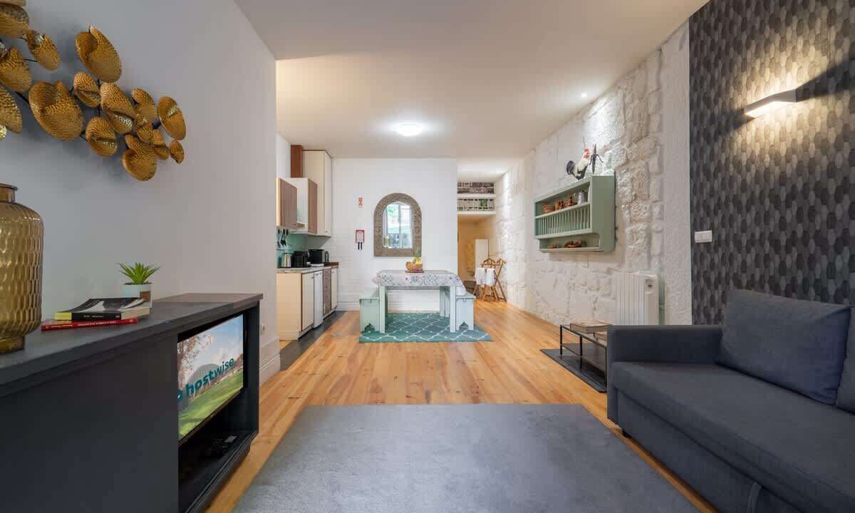Photo of Livingroom in Lordelo do Ouro e Massarelos