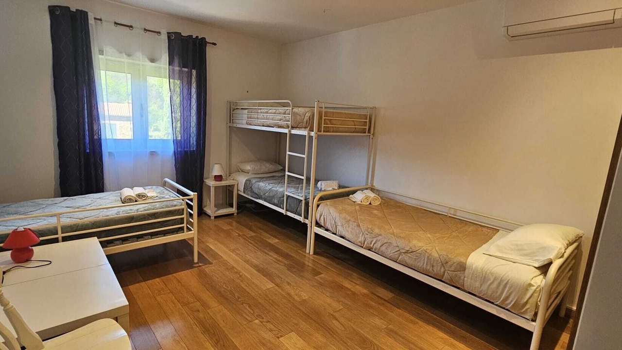 Photo of Bedroom in Cossourado