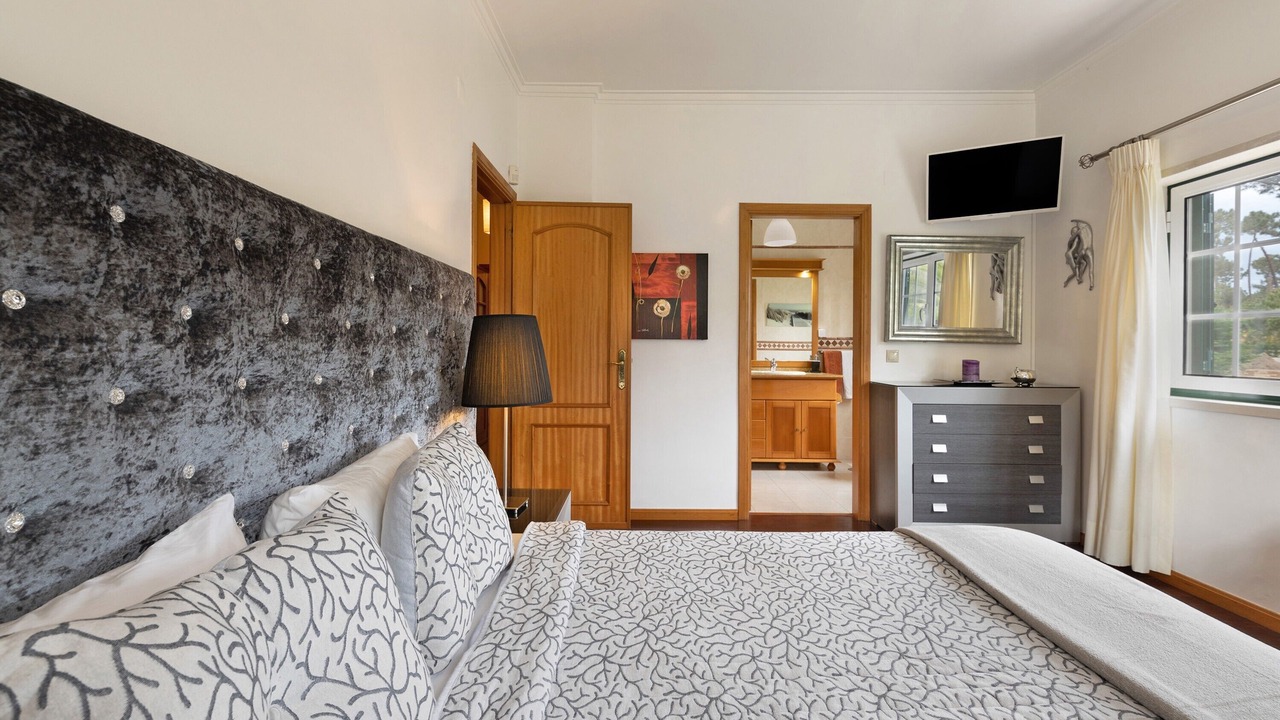 Photo of Bedroom in Charneca de Caparica e Sobreda