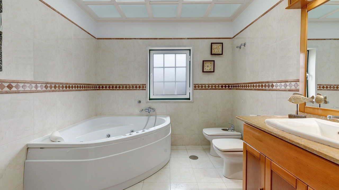Photo of Bathroom in Charneca de Caparica e Sobreda