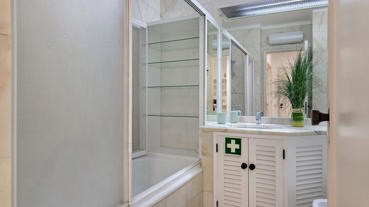 Photo of Bathroom in Alporchinhos