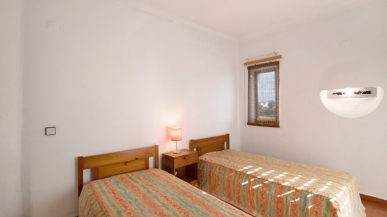Photo of Bedroom in Alporchinhos