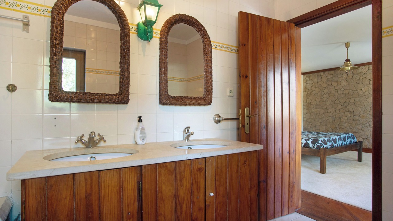 Photo of Bathroom in Caldas da Rainha