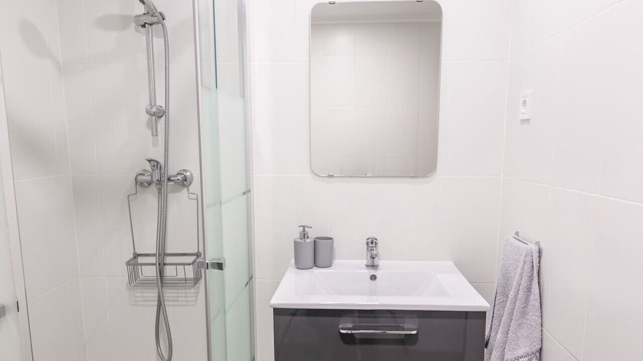 Photo of Bathroom in Costa de Caparica