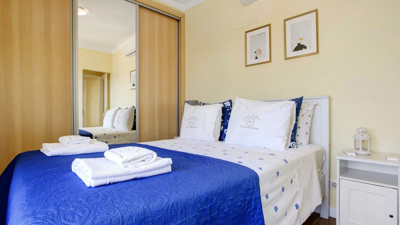 Photo of Bedroom in Portimao City Centre