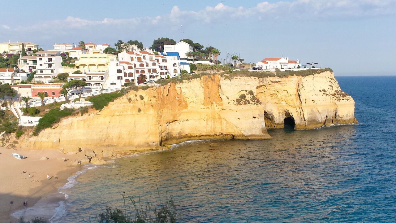 Photo of Others in Caramujeira