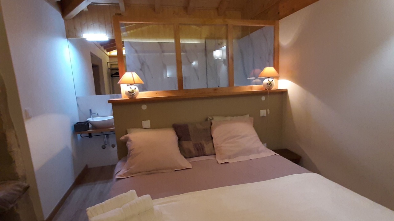 Photo of Bedroom in Portela