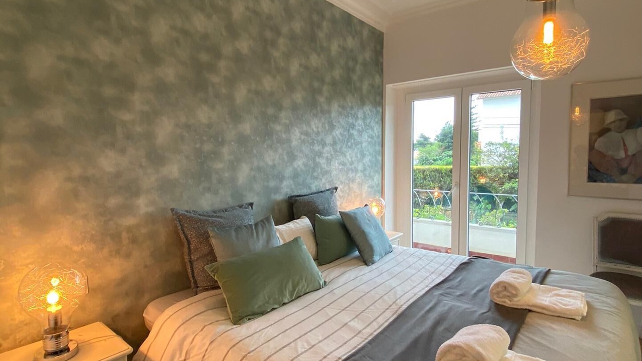 Photo of Bedroom in Estoril