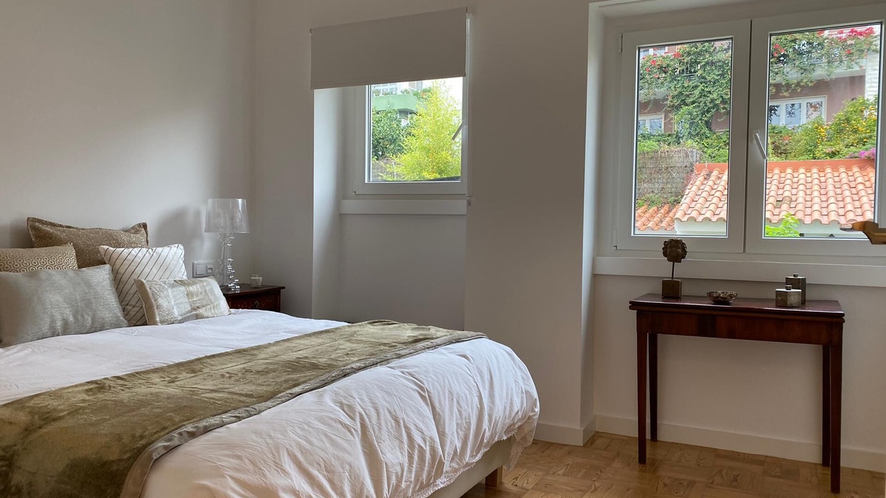 Photo of Bedroom in Estoril