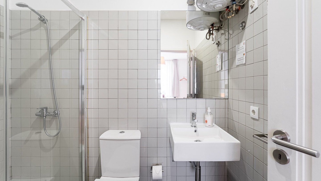 Photo of Bathroom in Paranhos