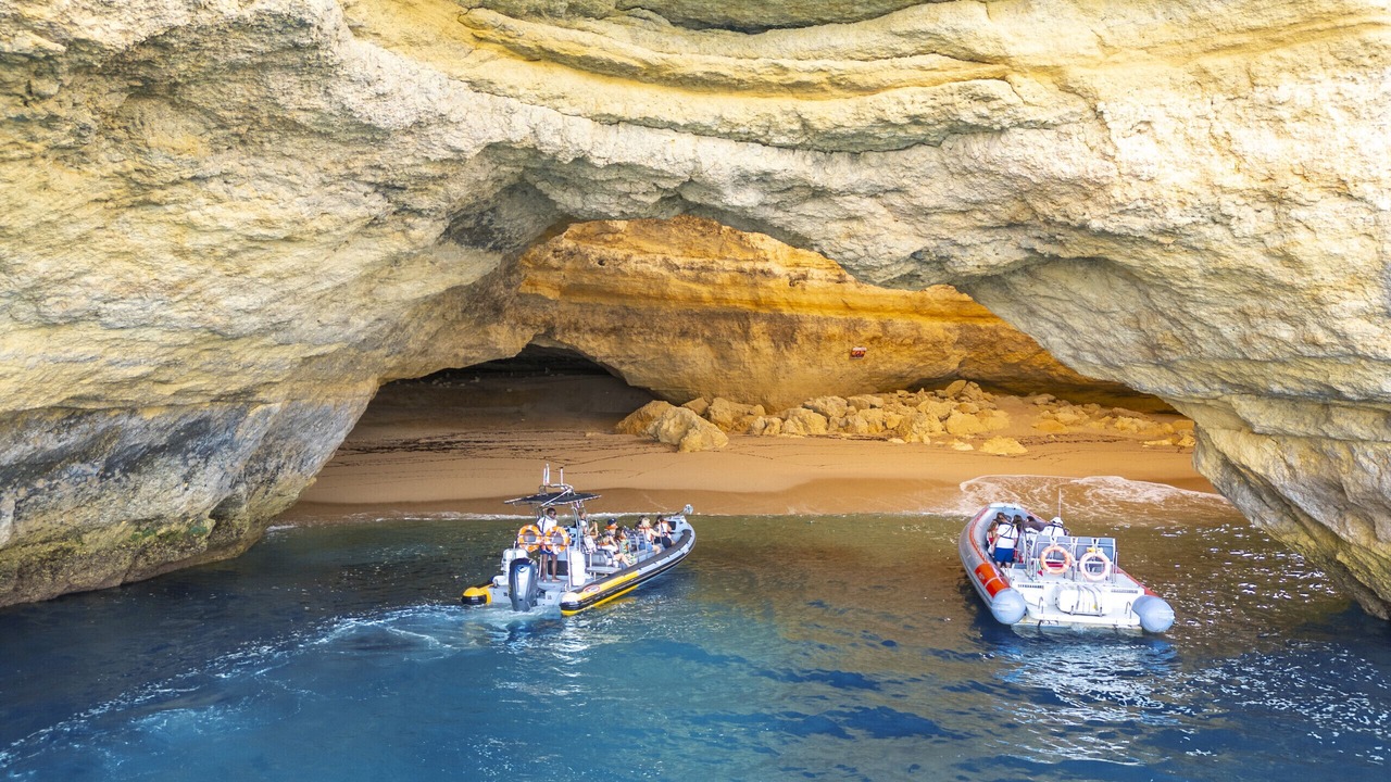 Photo of Others in Oura