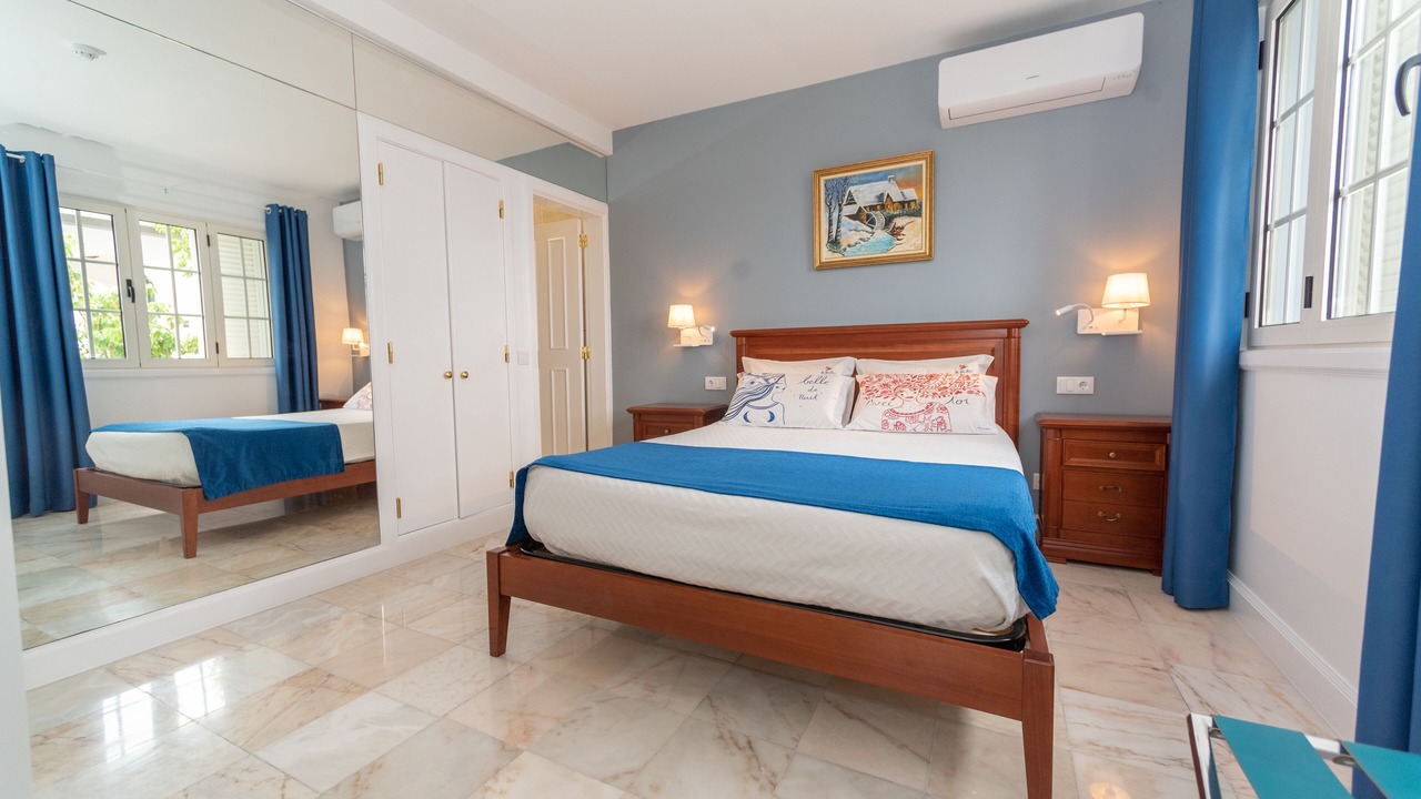 Photo of Bedroom in Canico