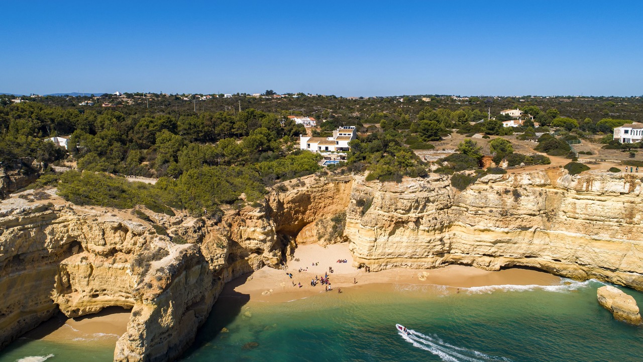 Photo of Others in Lagoa e Carvoeiro