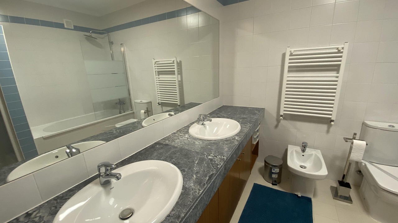 Photo of Bathroom in Lourinha
