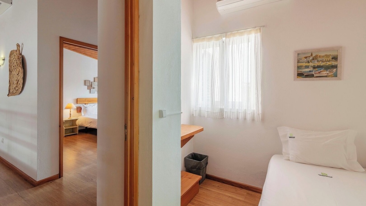 Photo of Bedroom in Mosteiros