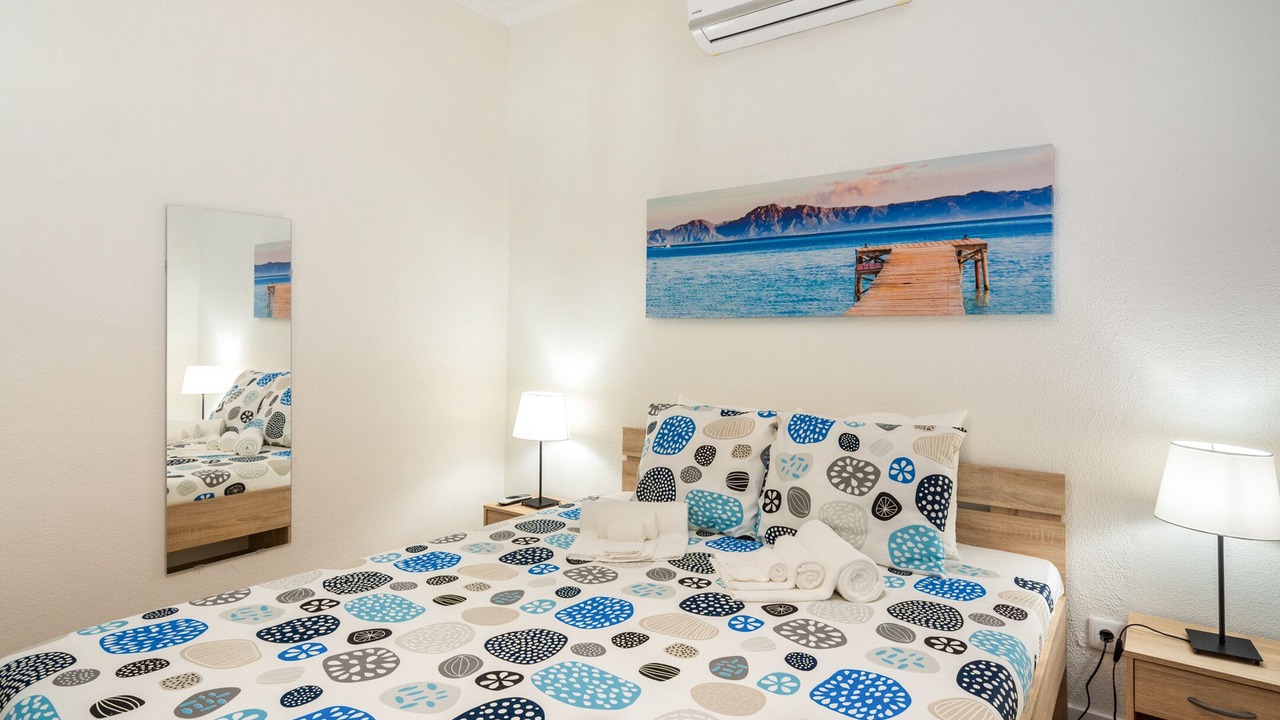 Photo of Bedroom in Setubal