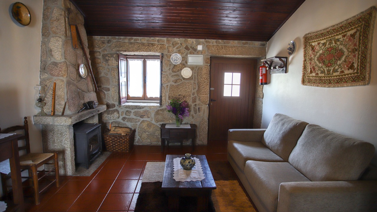 Photo of Livingroom in Sortelha