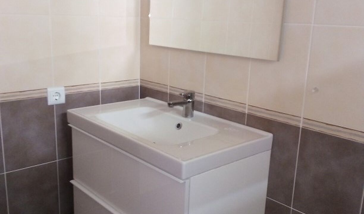 Photo of Bathroom in Alcobaca