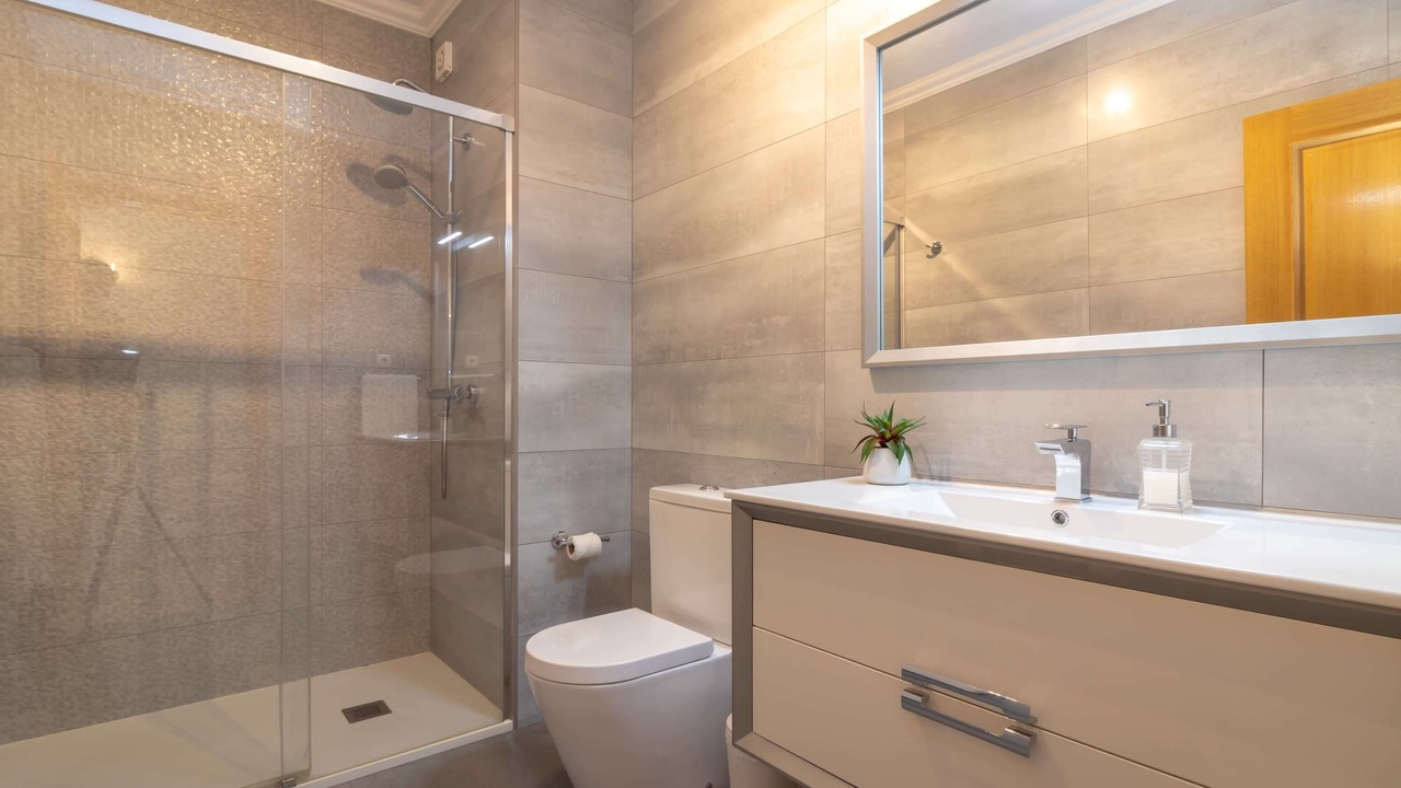Photo of Bathroom in Ferragudo