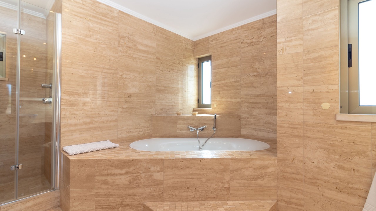 Photo of Bathroom in Ferragudo