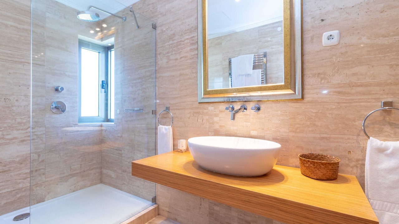 Photo of Bathroom in Ferragudo