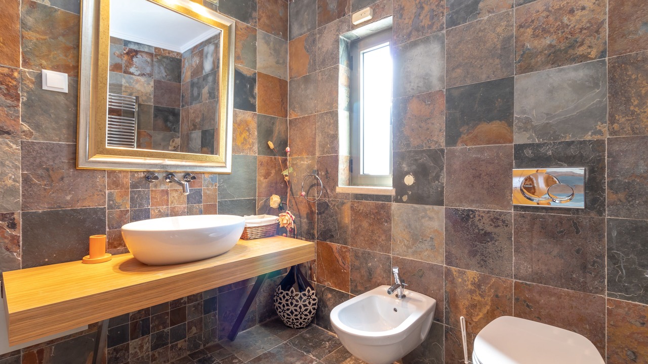 Photo of Bathroom in Ferragudo
