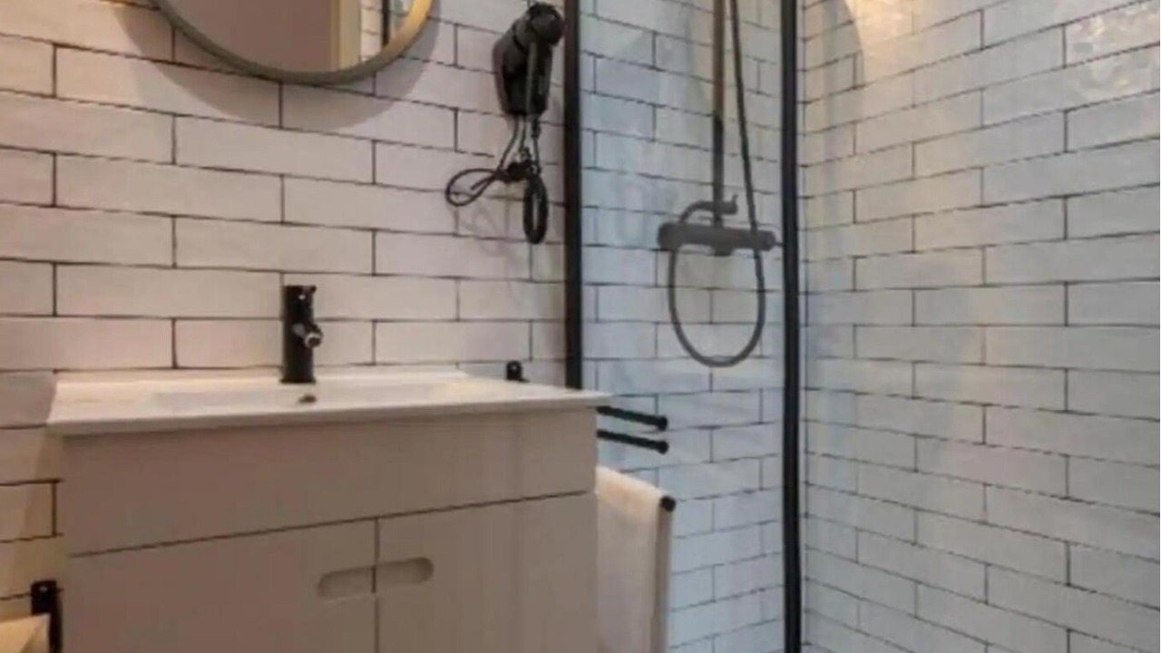 Photo of Bathroom in Centro / Baixa