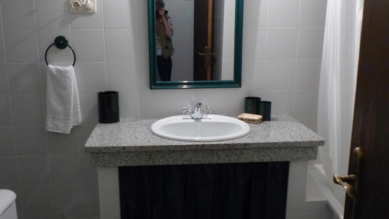 Photo of Bathroom in Gouveia