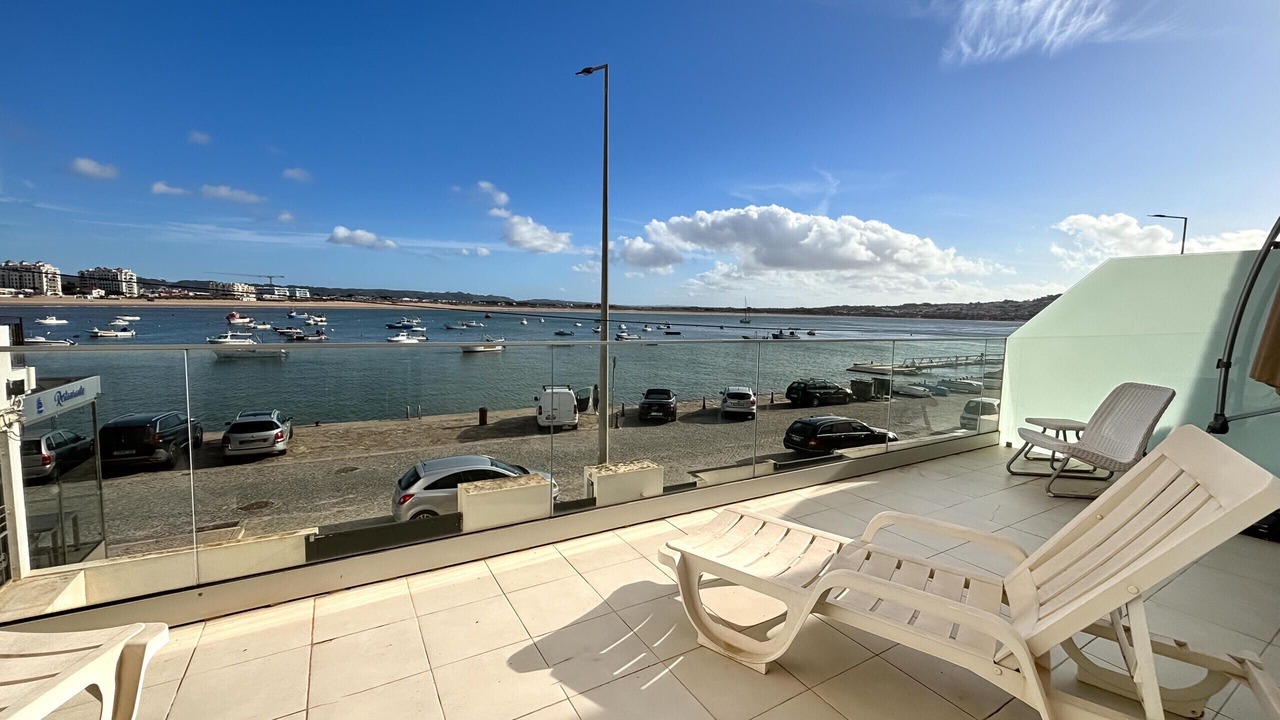 Photo of Patio Balcony in Sao Martinho do Porto