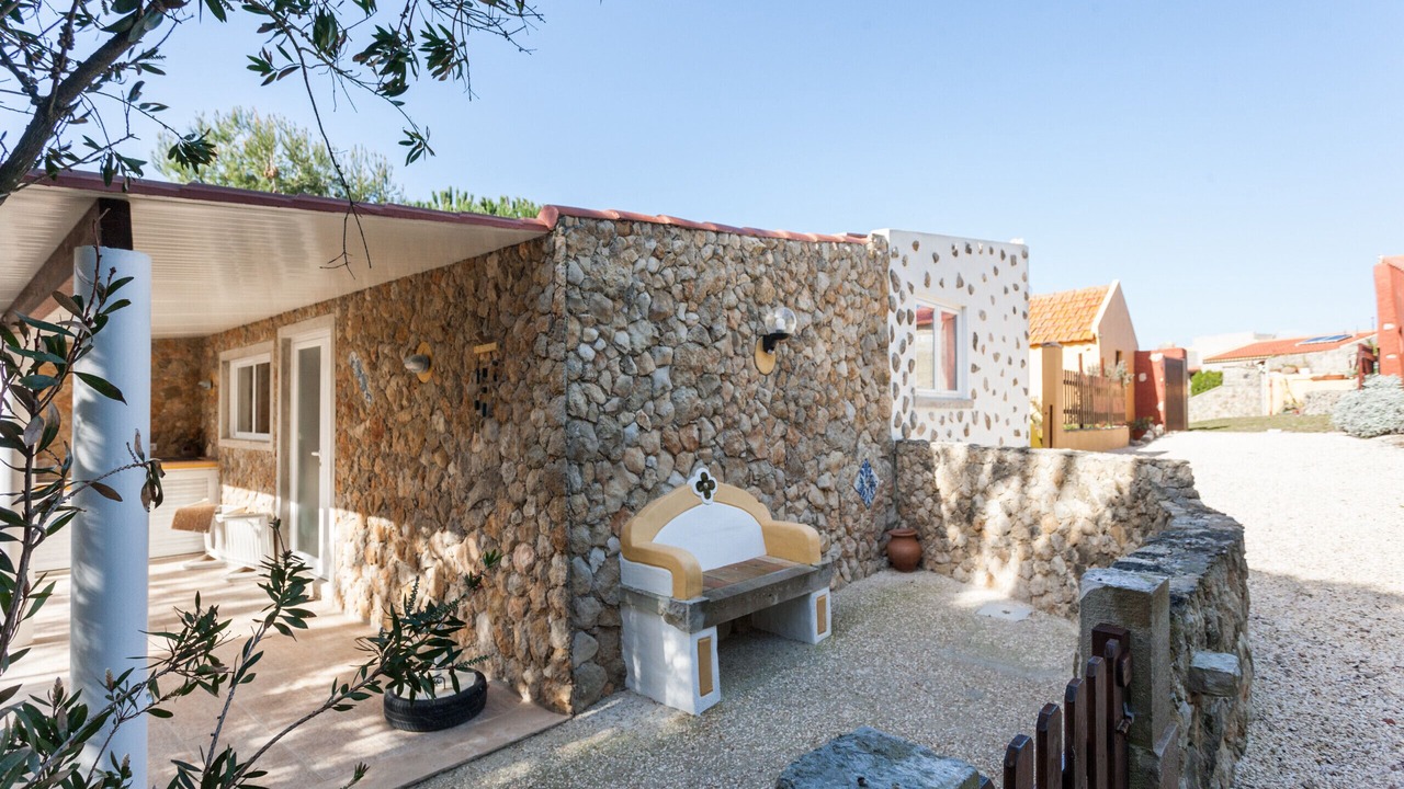 Photo of Patio Balcony in Cortesia