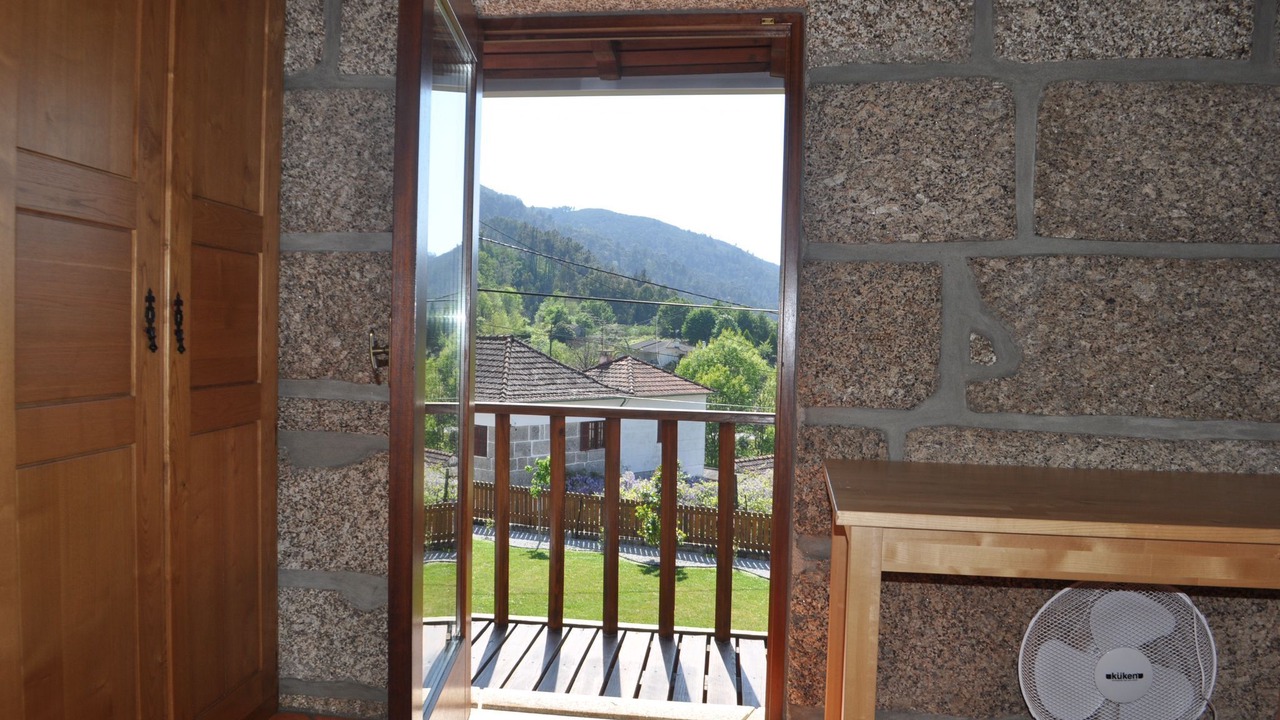 Photo of Patio Balcony in Vinho