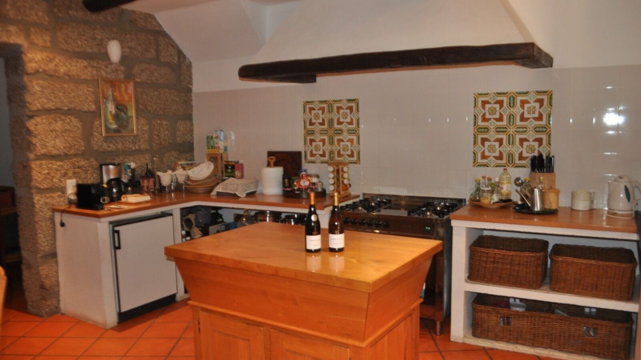 Photo of Others in Vinho